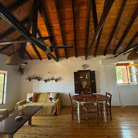 Mount Kalathi Seaview Retreat *