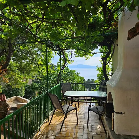 Mount Kalathi Seaview Retreat בית נופש *