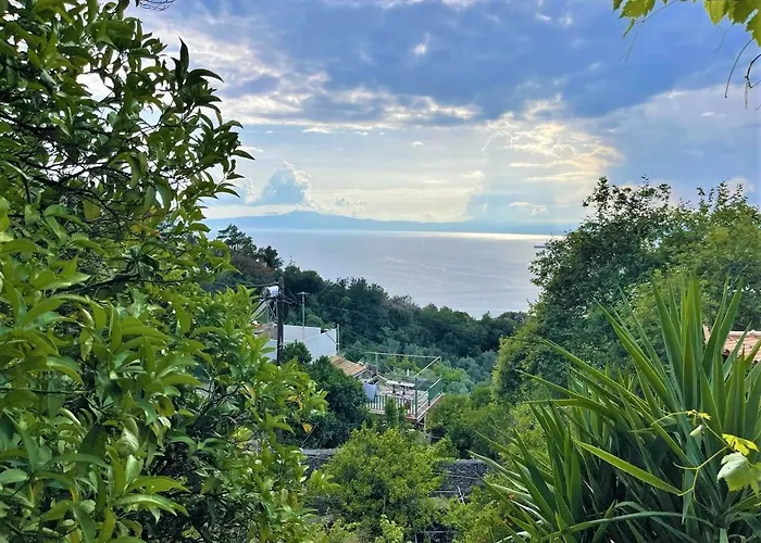 Nyaraló Mount Kalathi Seaview Retreat *